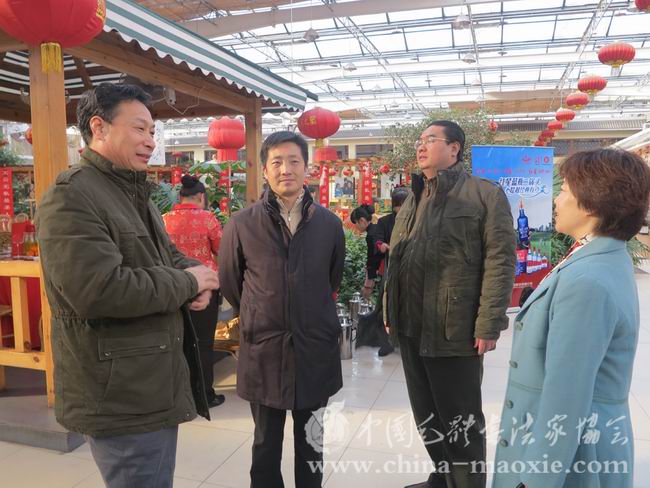 张峰、李怀璋、孔维阳、徐会霞