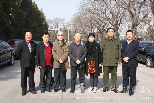 侯安春、吴连登、齐得平、周福明、毛小青、孔维阳、魏承波