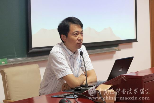李洪智教授讲课现场